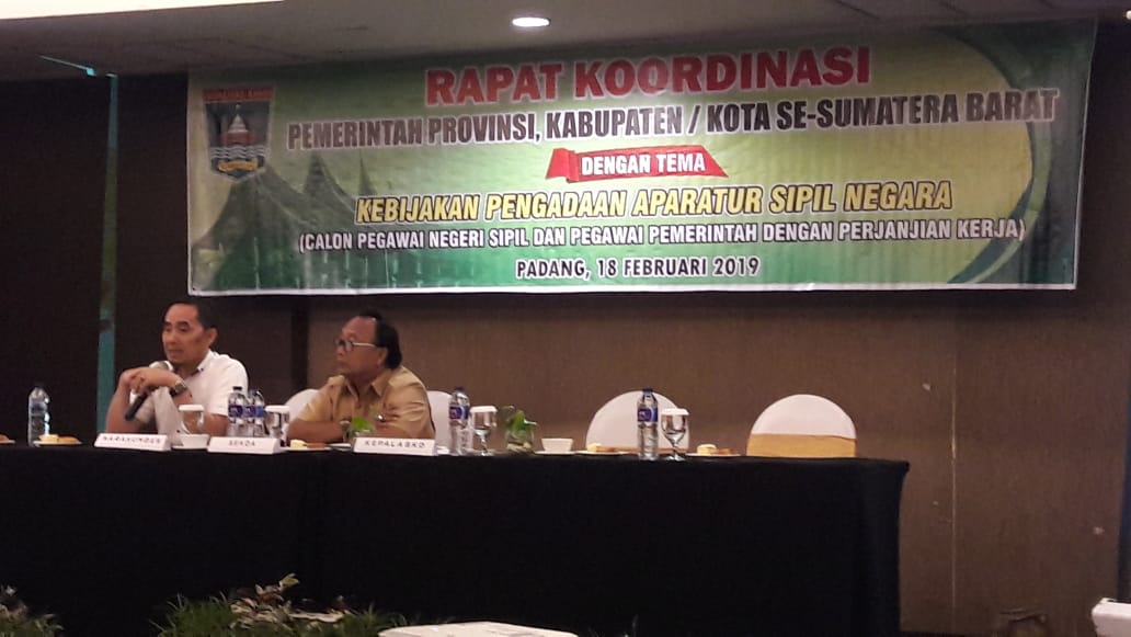 Materi Rakor membahas kebijakan Pengadaan ASN (CPNS dan Peg Pemerintah dgn Perjanjian Kerja/PPPK)