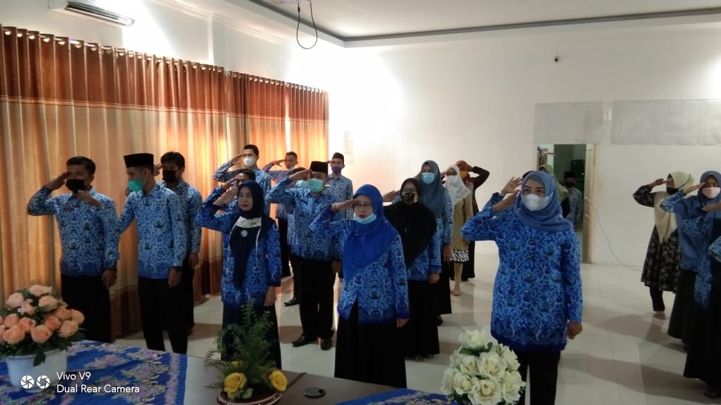 Peringatan Upacara Harkitnas di dingkungan BKPSDM Kabupaten Pesisir Selatan dilaksanakan secara Virt